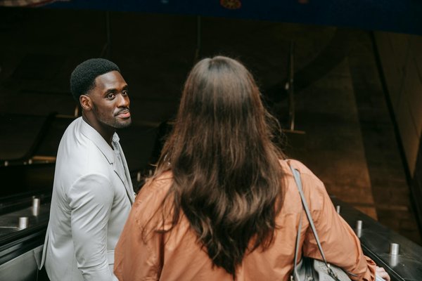 Welke veiligheidskenmerken moet een modern voertuig hebben?